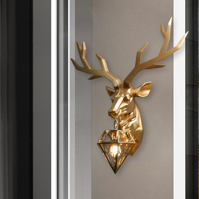 Brass Gem Wall Sconce Light Traditional 1 Light Metal Wall Lamp with Resin Deer Design, 14.5