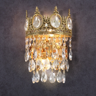 Traditional Round Wall Mounted Lighting with Clear Crystal Prisms 2 Bulbs Wall Light Fixture in Aged Brass