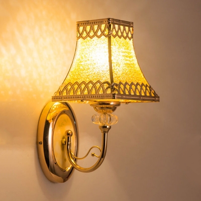 Colonial Flared Sconce Light 1-Bulb Beveled Glass Wall Lighting Fixture in Gold for Indoor