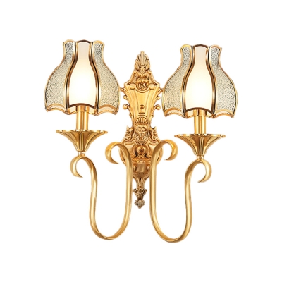 Curving Living Room Wall Sconce Traditional Metal 1/2 Bulbs Brass Wall Mounted Light Fixture