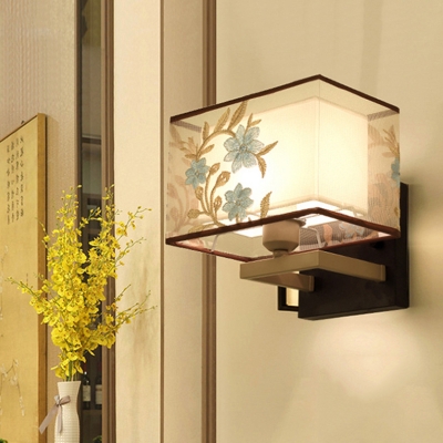 White Rectangular Wall Mount Light Fixture Traditionalist Metal 1 Head Living Room Wall Sconce Lighting