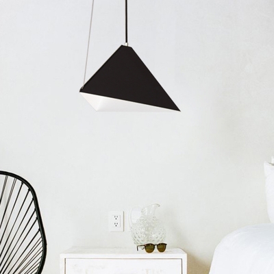 Conical Metal Ceiling Light Modern Style 1 Light Black Pendant Lamp for Dining Room