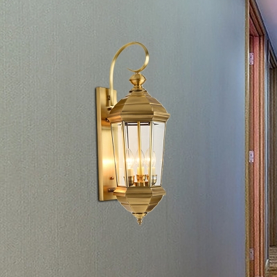 Traditional Lantern Sconce Light 1-Bulb Metal Wall Lighting Fixture in Gold for Outdoor