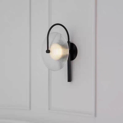 1 Light Curved Arm Wall Sconce Light with Saucer Ribbed Glass Shade Modern Wall Lamp in Black
