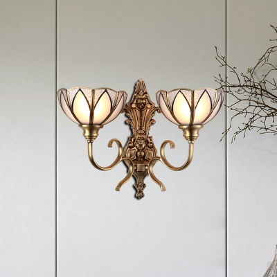 Brass 1/2-Head Wall Lighting Traditional Metal Scalloped Wall Mounted Light for Porch