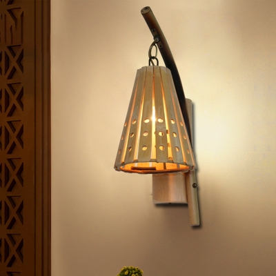 Japanese 1 Head Sconce Light Beige Tapered Wall Mounted Lighting with Wood Shade