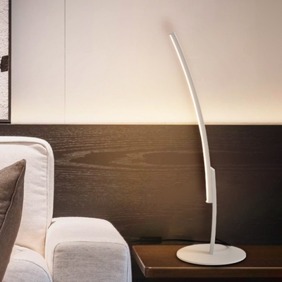 LED Curved Desk Light Minimalist Acrylic Night Table Lamp in Black/White with Round Metal Base