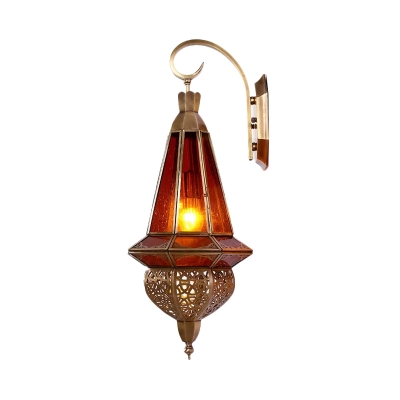 Traditional Urn Shaped Wall Lamp 1 Head Metal Sconce Lighting Fixture in Brass for Corridor