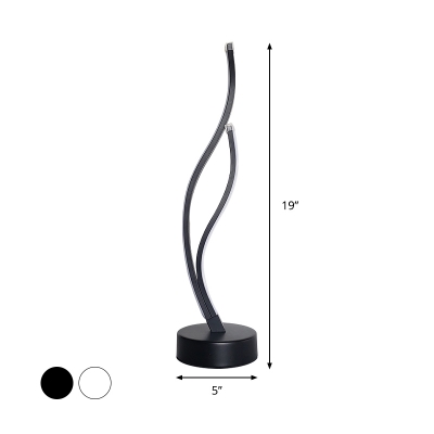 Curved Task Lighting Contemporary Metal LED Night Table Lamp in Black/White for Dining Room