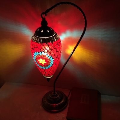 Red/Pink 1 Bulb Table Light Traditional Stained Glass Waterdrop Nightstand Lamp with Gooseneck Arm