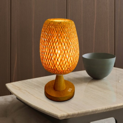 Beige Basket Task Light Japanese 1 Head Bamboo Desk Lamp with Circular Wood Base