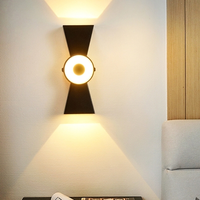 Modern LED Wall Lamp Tapered Black Sconce Light Fixture with Metal Shade in White/Warm Light