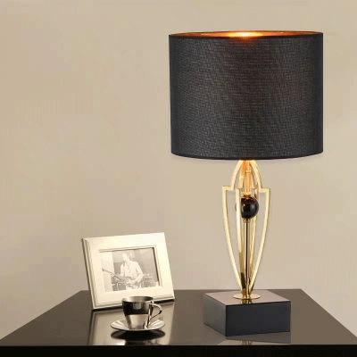 Contemporary 1 Bulb Task Lighting Black Cylinder Small Desk Lamp with Fabric Shade