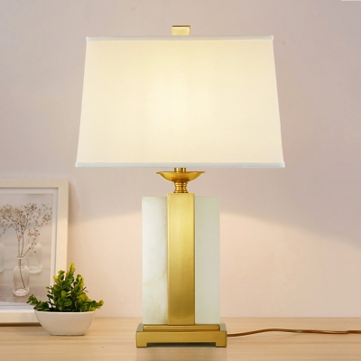 1 Bulb Bedroom Task Lighting Modern Gold Small Desk Lamp with Pagoda Fabric Shade