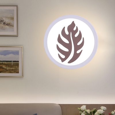 Acrylic Circular Wall Sconce Contemporary White LED Wall Mount Lighting in Warm/White Light with Sector/Leaf Pattern