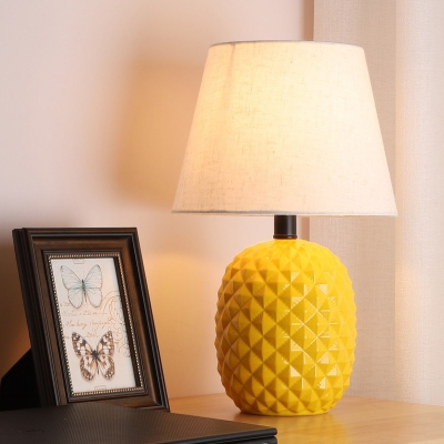 1 Head Bedroom Task Light Modern Yellow Night Table Lamp with Flare Fabric Shade