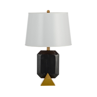 1 Head Bedroom Table Light Modern Black Small Desk Lamp with Barrel Fabric Shade