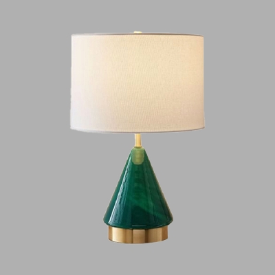 Straight Sided Shade Table Light Contemporary Fabric 1 Head Small Desk Lamp in Green