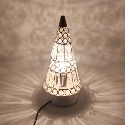 1 Bulb Metal Nightstand Lamp Decorative Black/White Tapered Living Room Task Lighting