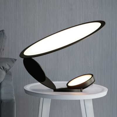 LED Circular Table Light Contemporary Metal Small Desk Lamp in Black for Living Room