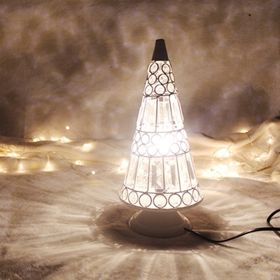 1 Bulb Metal Nightstand Lamp Decorative Black/White Tapered Living Room Task Lighting