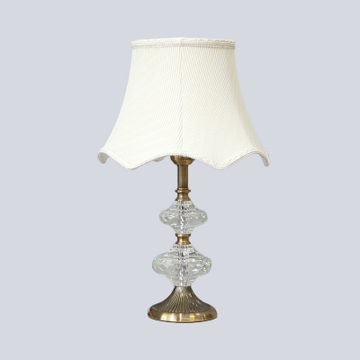 Flying Saucer Task Lighting Modernism Faceted Crystal 1 Bulb Reading Lamp in White