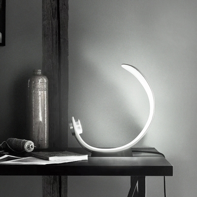 Minimalist Bend Moon Desk Light Metal Bedside Plug In LED Nightstand Lamp in White