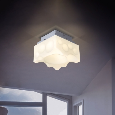 Rugged Acrylic Flush Ceiling Light Contemporary LED White Finish Flush Mount Lamp Fixture