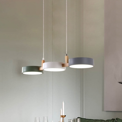 Drum Cluster Pendant Lamp Macaron Metal 3-Light Restaurant LED Hanging Light in White-Grey-Green with Wood Detail