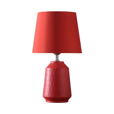 1 Bulb Wedding Room Desk Light Modernist Red Ceramic Base Designed Night Table Lamp with Tapered Fabric Shade