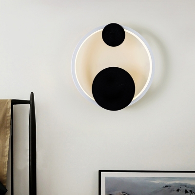 Black and White Circular Wall Sconce Simplicity Acrylic LED Wall Mounted Lamp for Bedroom in Warm/White Light
