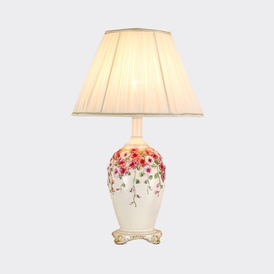 Vase Resin Table Light Classic Style 1-Bulb Bedroom Nightstand Lamp with Conic Beige/Pink Fabric Shade