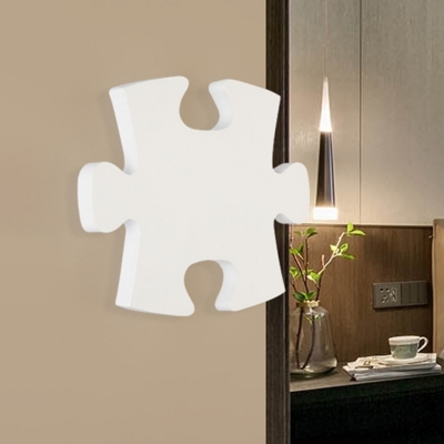 White/Black Jigsaw Puzzle Wall Lighting Nordic LED Acrylic Sconce Lamp Fixture in White/Warm Light