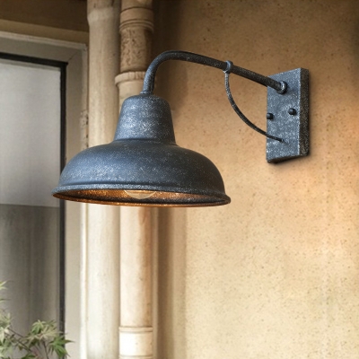 Metal Saucer Wall Mount Lighting Antiqued 1 Head Outdoor Wall Sconce Lamp in Black/Silver