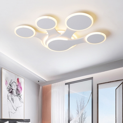 White Fan Designed LED Ceiling Mounted Light Contemporary 3/4 Heads Acrylic Flush Mount for Bedroom