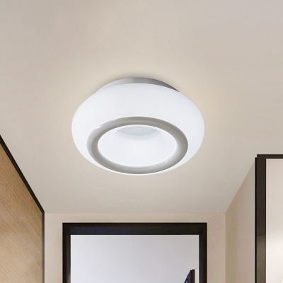 Round Acrylic Ceiling Flush Mount Modernism LED White Flushmount Light for Hallway