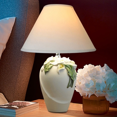 1 Bulb Wide Cone Table Light Korean Garden White Fabric Nightstand Lamp with Flower Urn Pedestal