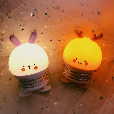 Rabbit/Chick/Fawn Shaped Nightstand Light Cartoon Plastic LED Bedroom Table Lamp in White/Yellow/Pink with Spring Design