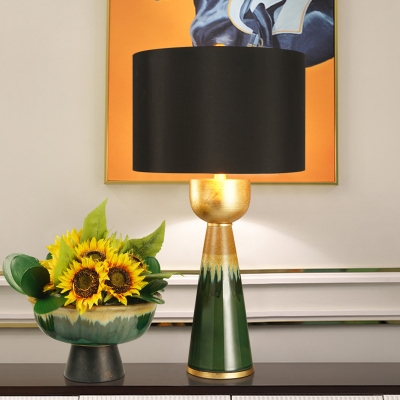 Retro Urn Base Table Lamp 1-Light Ceramic Nightstand Light with Black Drum Lamp Shade