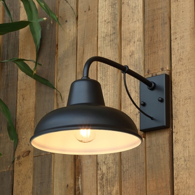 Metal Saucer Wall Mount Lighting Antiqued 1 Head Outdoor Wall Sconce Lamp in Black/Silver