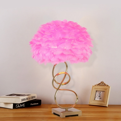 Pink Feather Nightstand Light Modern 1-Light Fabric Night Table Lamp with Twisting Design