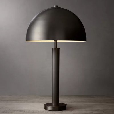 1 Bulb Bedroom Table Lamp Modernist Black/Gold Finish Night Light with Semicircle Metal Shade