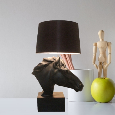 Resin Black Nightstand Light Steed Head 1 Head Countryside Table Lamp with Tapered Lampshade