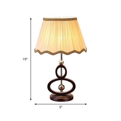Scalloped Pleated Fabric Night Lamp Country 1-Light Bedside Table Light in Beige with Gourd Base