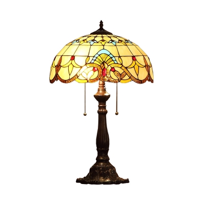 2 Heads Bowl Night Lamp Baroque Style Bronze Stained Glass Petal Patterned Desk Lighting with Pull Chain