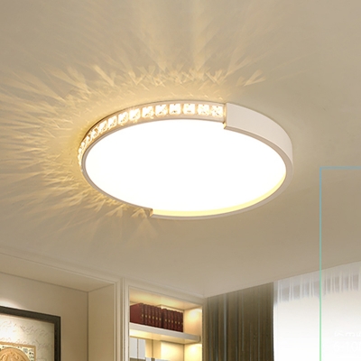 LED Circle Ceiling Mounted Fixture Simple White Finish Crystal Flushmount Lighting