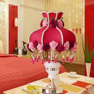 Red Scalloped Nightstand Lamp Korean Garden Fabric Single Bedroom Table Light with Rose Edge