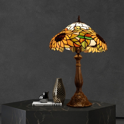Stained Art Glass Yellow/Orange Table Light Sunflower 1 Light Victorian Style Night Lamp for Bedroom