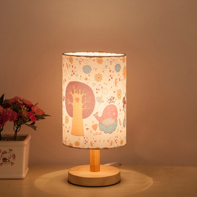 1-Head Child Room Night Light Cartoon Wood Table Lighting with Tree Pattern Cylindrical Fabric Shade