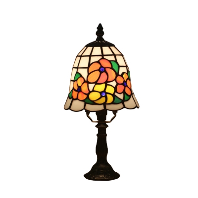 1-Bulb Bedroom Night Table Light Tiffany Pink/Orange Petal Patterned Nightstand Lamp with Flared Stained Glass Shade
